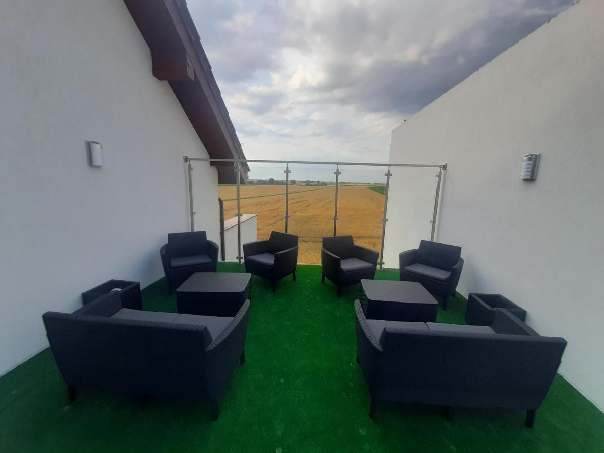 Tropikalna Odnowa Bed & Breakfast Falkowo Exterior foto