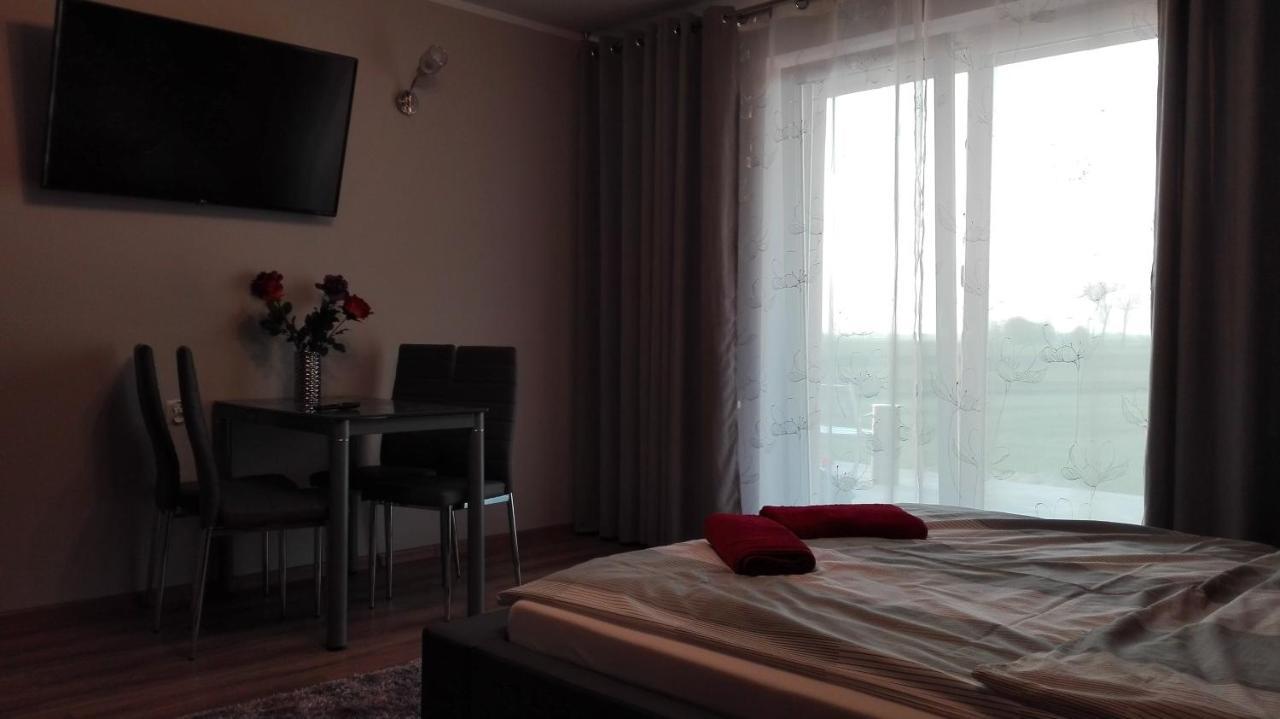 Tropikalna Odnowa Bed & Breakfast Falkowo Exterior foto